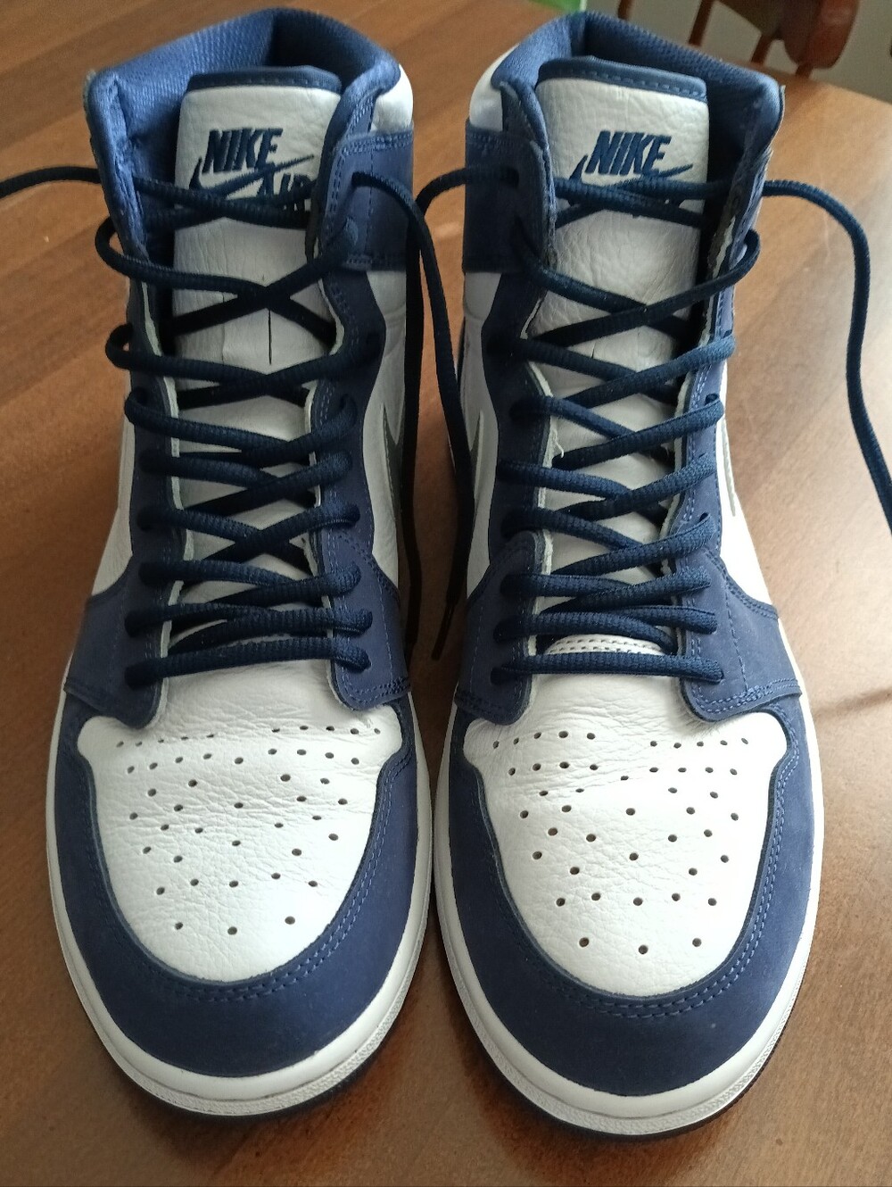 Like New Men's Air Jordan Retro High OG JP White Metallic Silver & Navy (14)